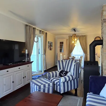 W17 0 N Apartment