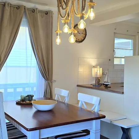 Apartment W17 0 N